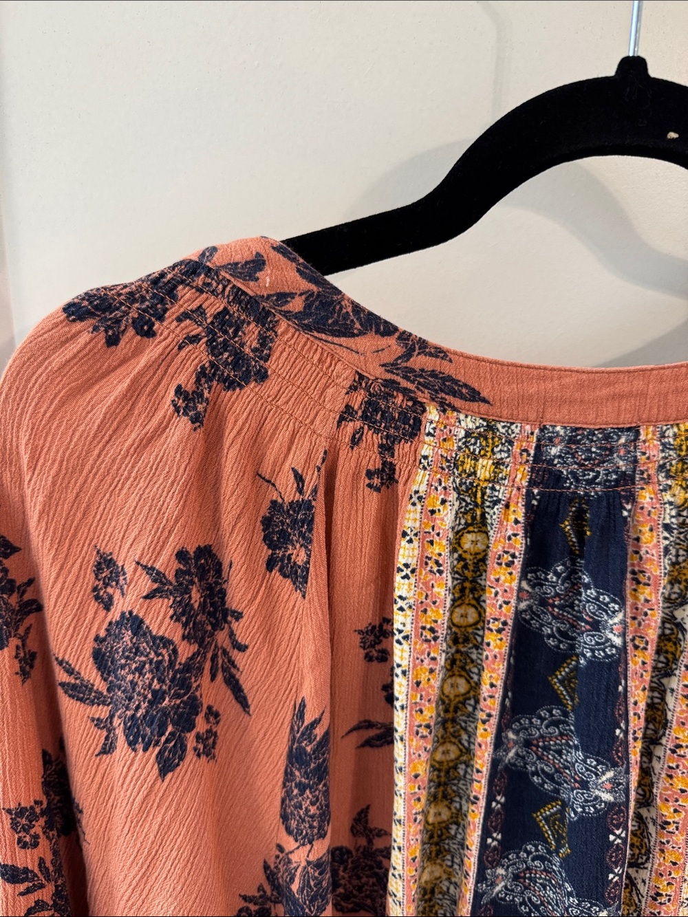 Boho Rust Floral V-Neck Peasant Blouse Navy Patterned Center Puff Sleeve Top - Picture 7 of 8